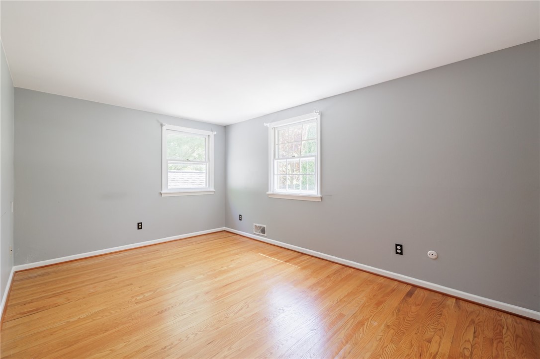 70 Clarkes Crossing Perinton, NY 14450 - Photo 21 of 29