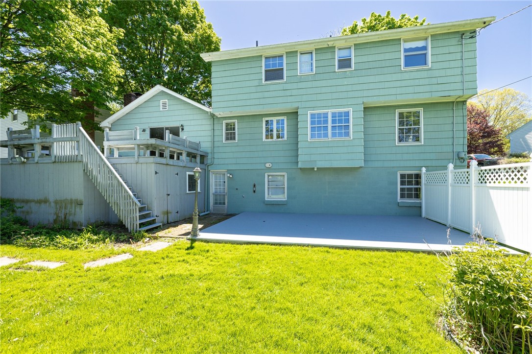 70 Clarkes Crossing Perinton, NY 14450 - Photo 24 of 29