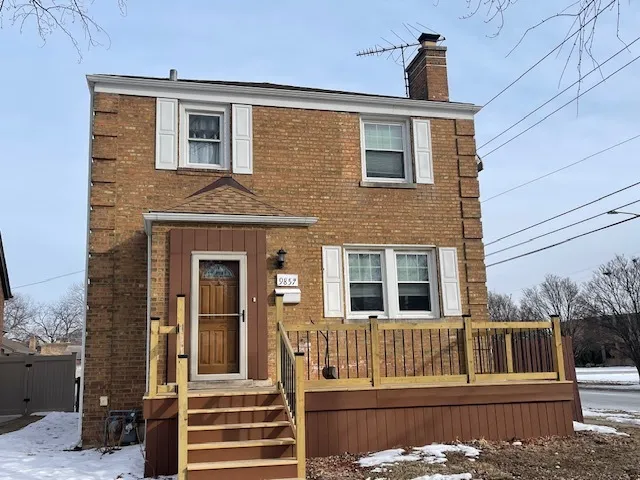 $334,900 | 9857 South Hamlin Avenue, Evergreen Park, IL 60805