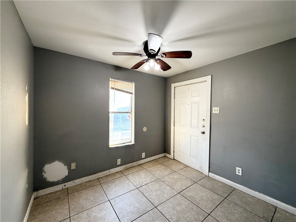 512 14th Street Corpus Christi, TX 78401 - Photo 17 of 26 Front Home Bedroom #5 or additional living space