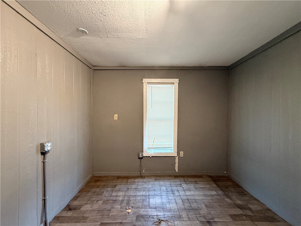 512 14th Street Corpus Christi, TX 78401 - Photo 21 of 26 Back Home Bedroom #1