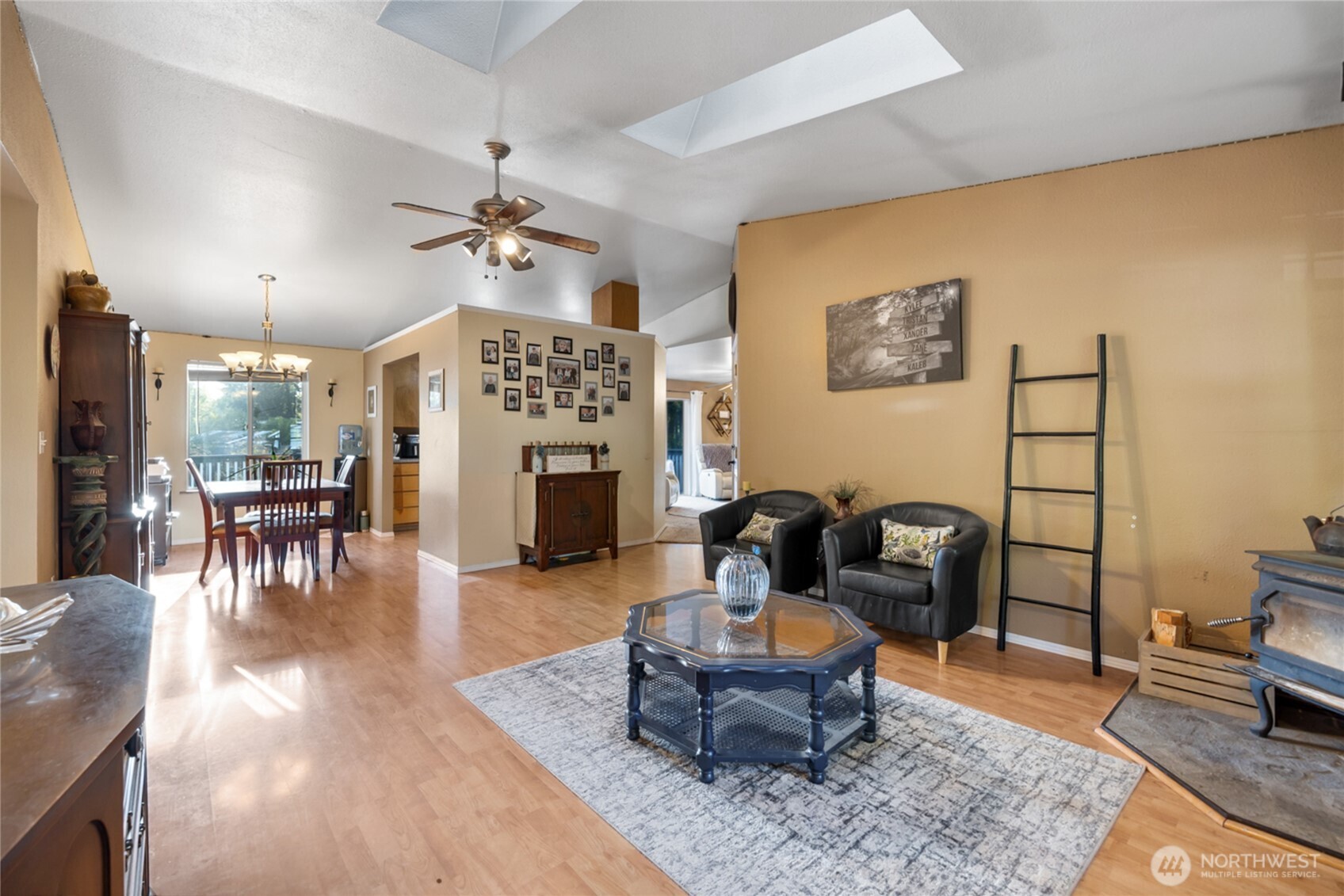 4602 247th St Court East Graham, WA 98338 - Photo 6 of 38