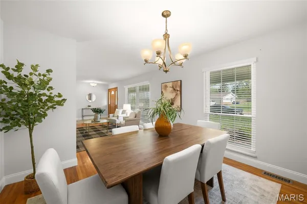 $330,000 | 12174 Lake Meade Drive, St. Louis, MO 63146