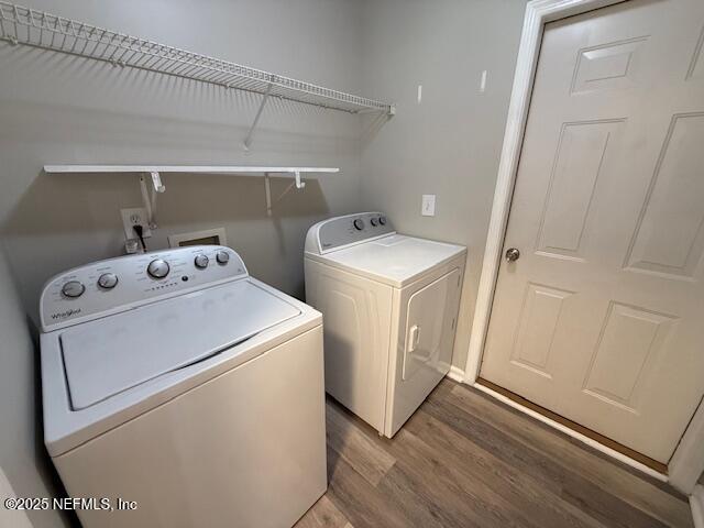 830 South Lilac Loop St. Johns, FL 32259 - Photo 34 of 40 a utility room with dryer and washer