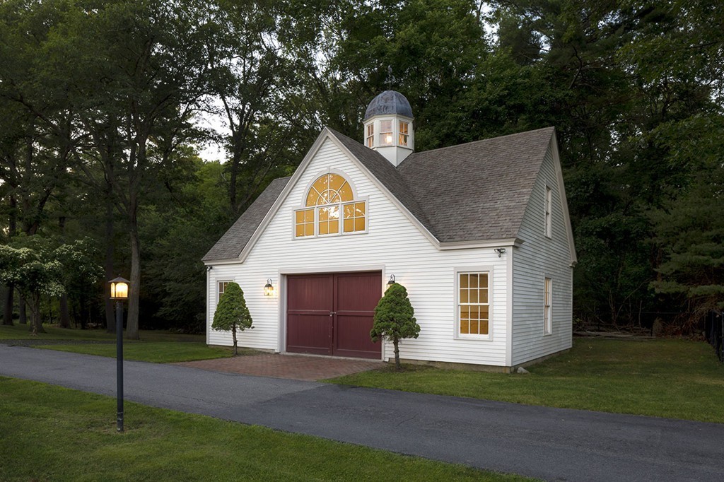 76 Surrey Lane Boxford, MA 01921 - Photo 5 of 26 Gallery Image 5