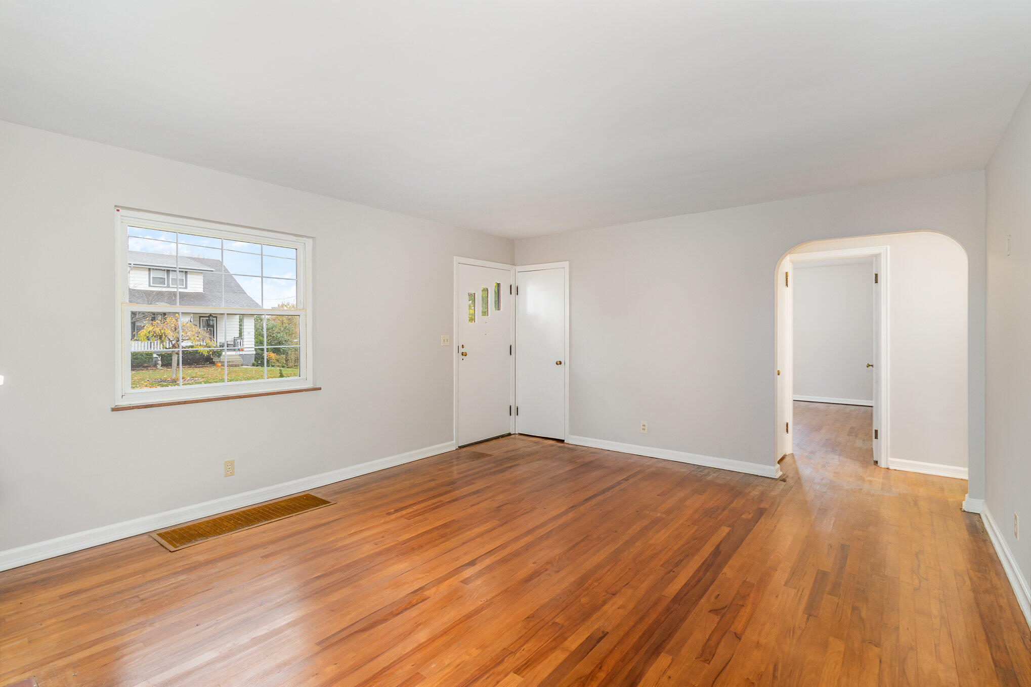 64 Orphanage Road Fort Mitchell, KY 41017 - Photo 4 of 17