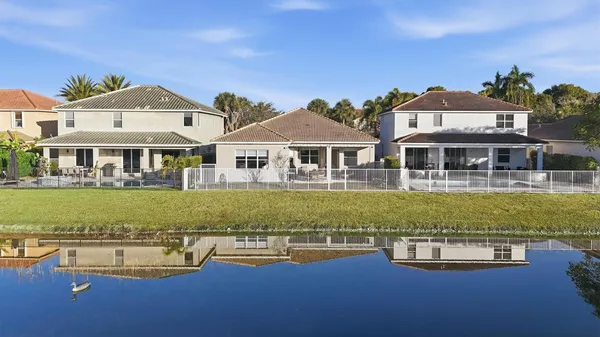 $990,000 | 19430 Stonebrook Street, Weston, FL 33332