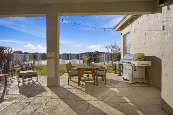 $990,000 | 19430 Stonebrook Street, Weston, FL 33332