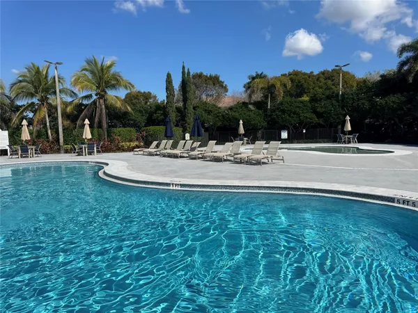 $990,000 | 19430 Stonebrook Street, Weston, FL 33332