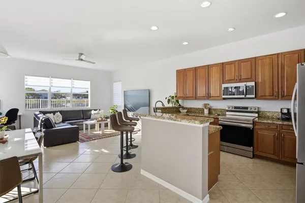 $990,000 | 19430 Stonebrook Street, Weston, FL 33332