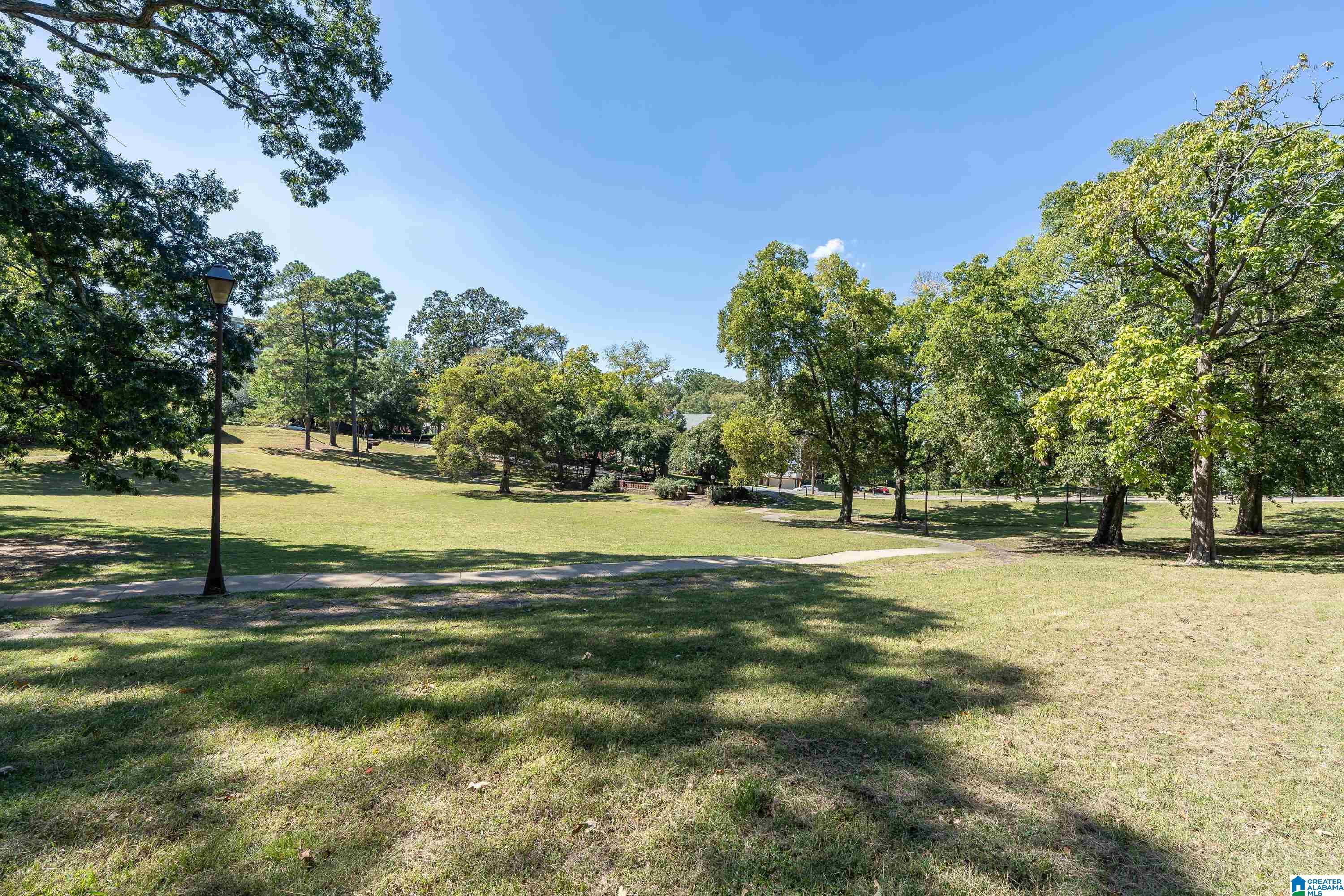 2990 Rhodes Circle South, Unit 322 Birmingham, AL 35205 - Photo 20 of 25
