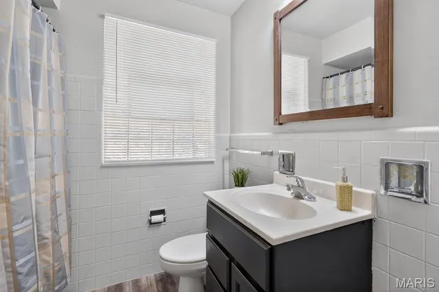 $267,950 | 7419 Woodland Way, Pasadena Hills, MO 63121