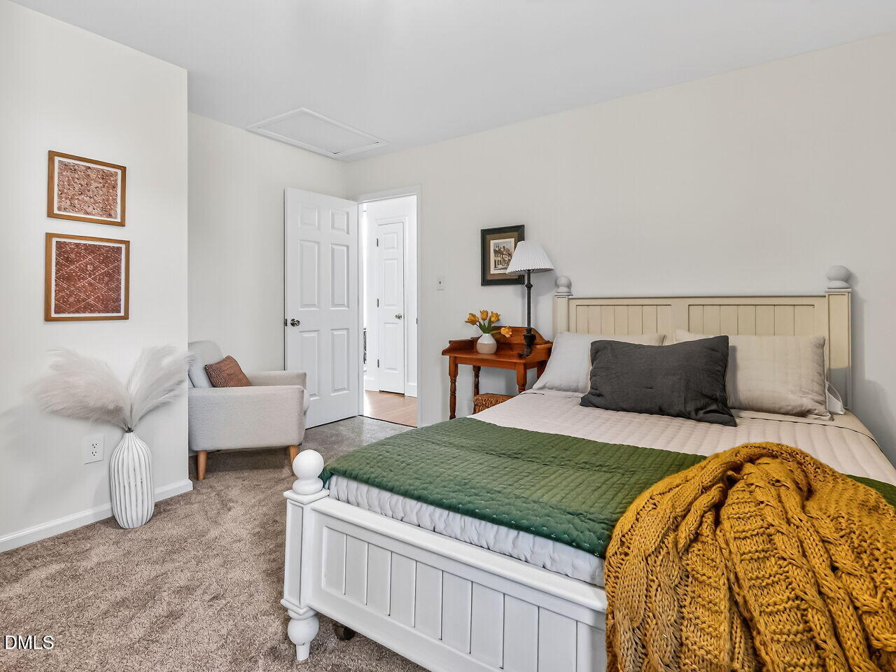 2209 Crampton Place Raleigh, NC 27604 - Photo 20 of 33 021-1280x960-bedroom