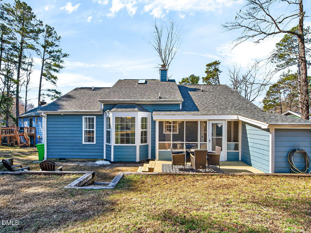 2209 Crampton Place Raleigh, NC 27604 - Photo 27 of 33 027-1280x960-rear-view