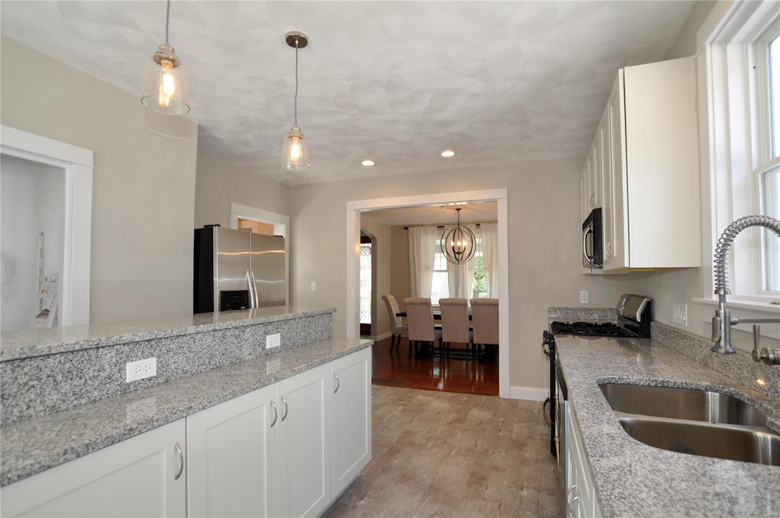 514 South Rapp Avenue Columbia, IL 62236 - Photo 17 of 50 Gallery Image 17