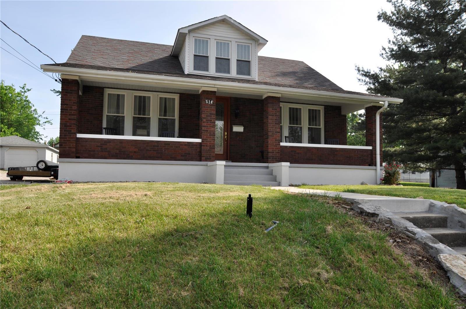 514 South Rapp Avenue Columbia, IL 62236 - Photo 3 of 50 Gallery Image 3