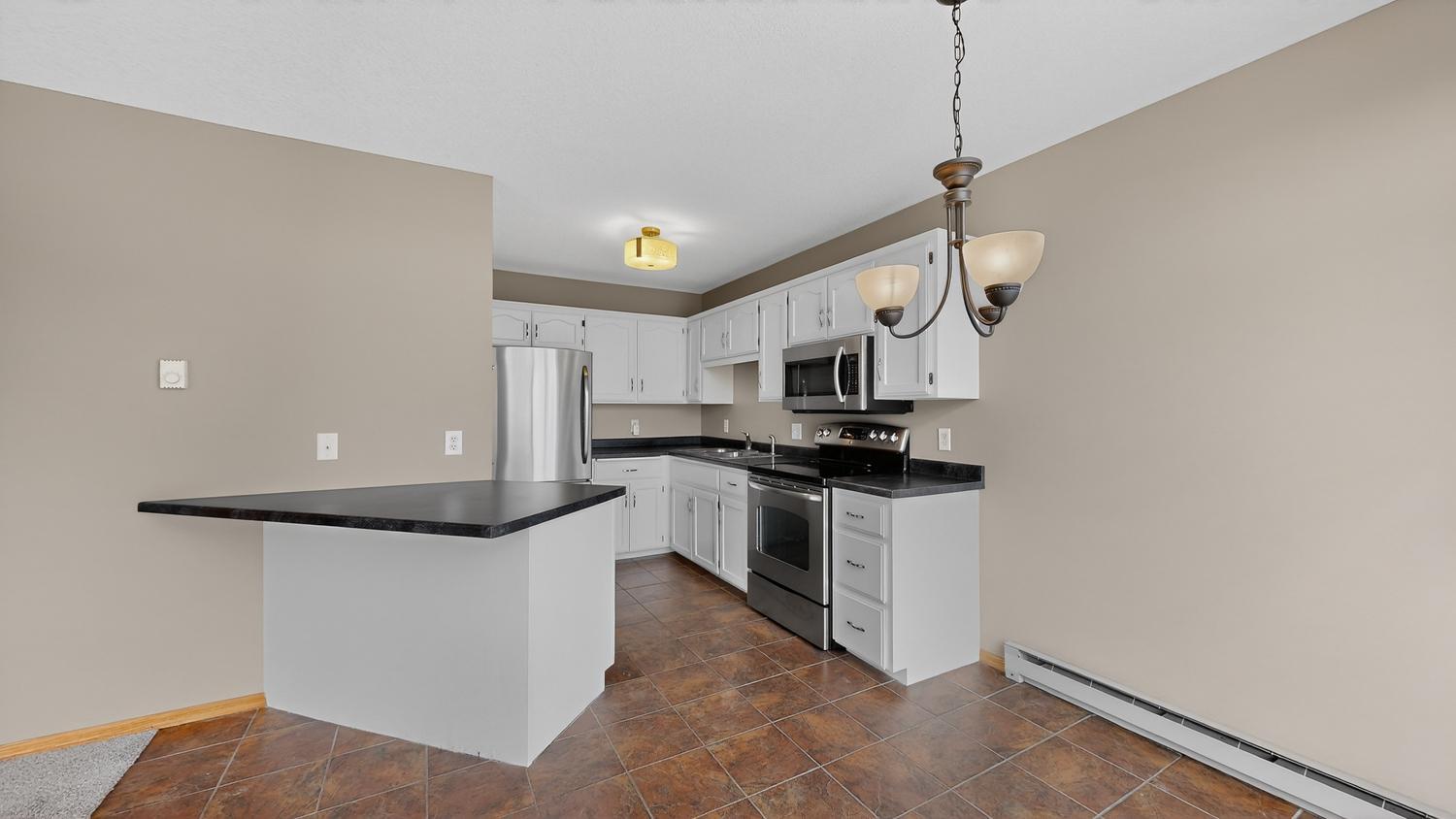 281 Zumbro Drive Northwest Rochester, MN 55901 - Photo 14 of 26