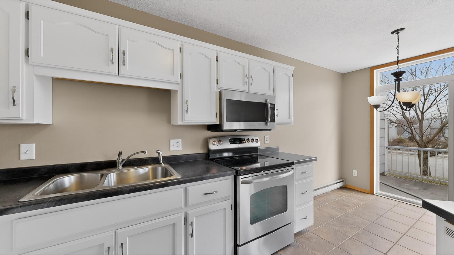 281 Zumbro Drive Northwest Rochester, MN 55901 - Photo 18 of 26