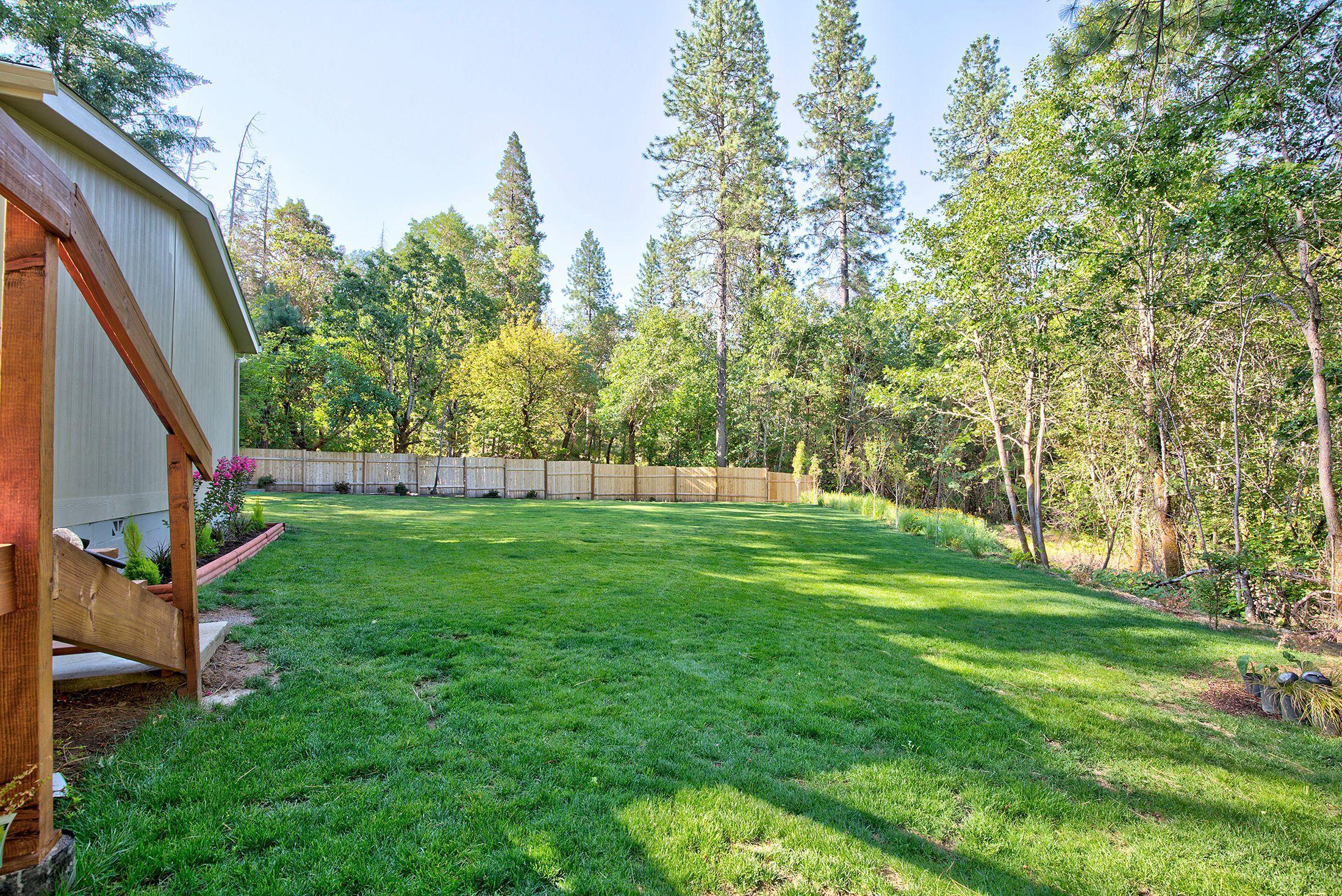 4720 Hugo Road Grants Pass, OR 97526 - Photo 12 of 39 uTCBGfKg