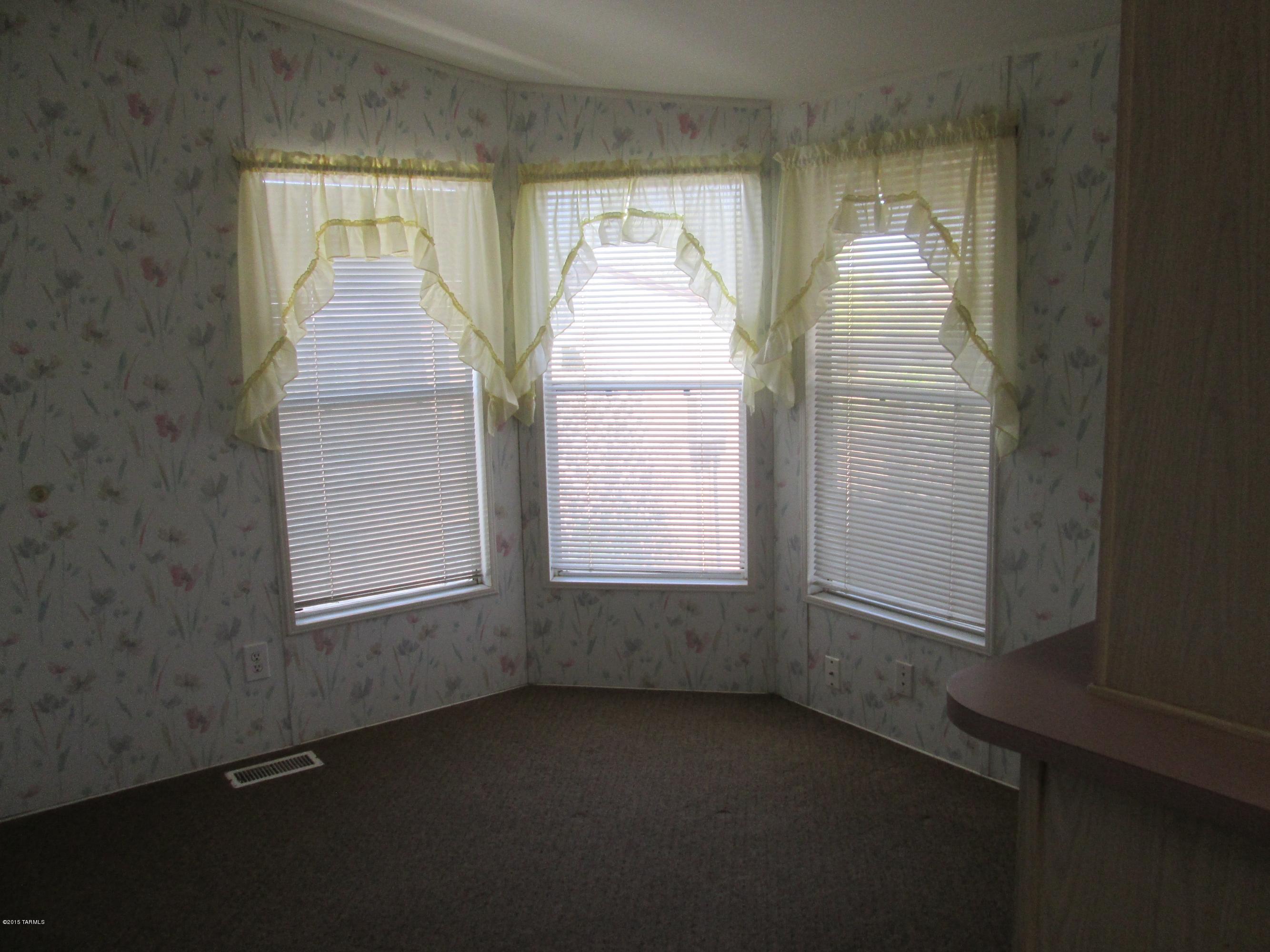 6510 North Gemstone Road Tucson, AZ 85743 - Photo 7 of 23 Gallery Image 7