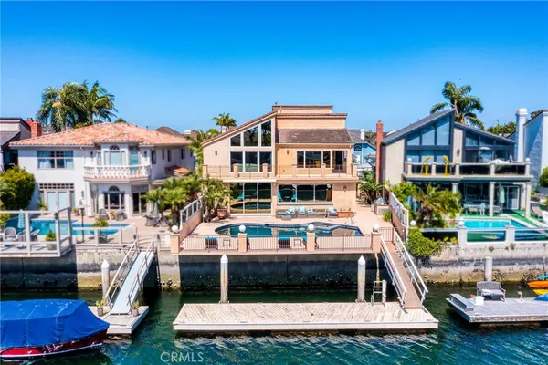 $5,699,000 | 16181 Santa Barbara Lane, Huntington Beach, CA 92649