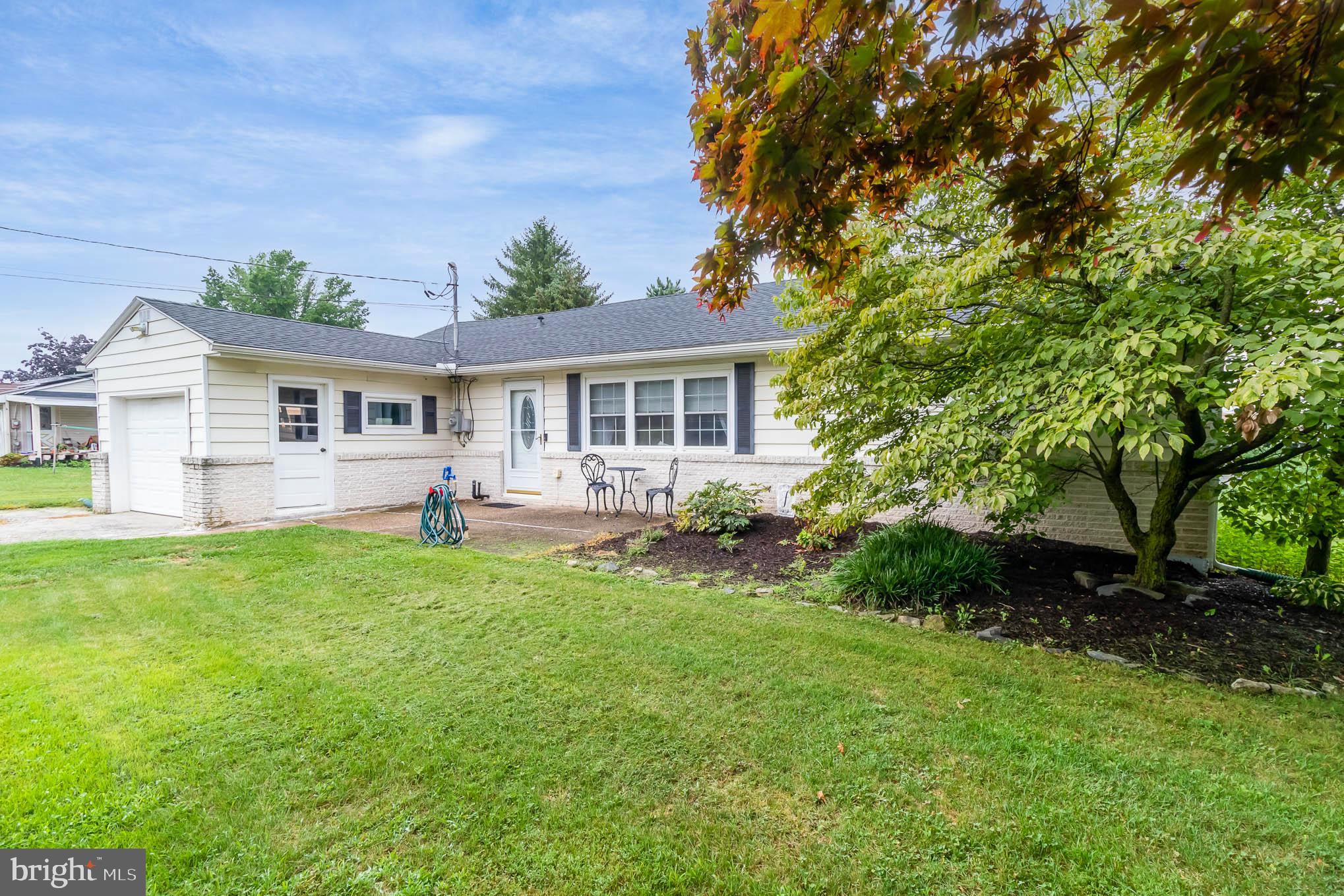 143 Spring Road Dillsburg, PA 17019 - Photo 2 of 25 Gallery Image 2