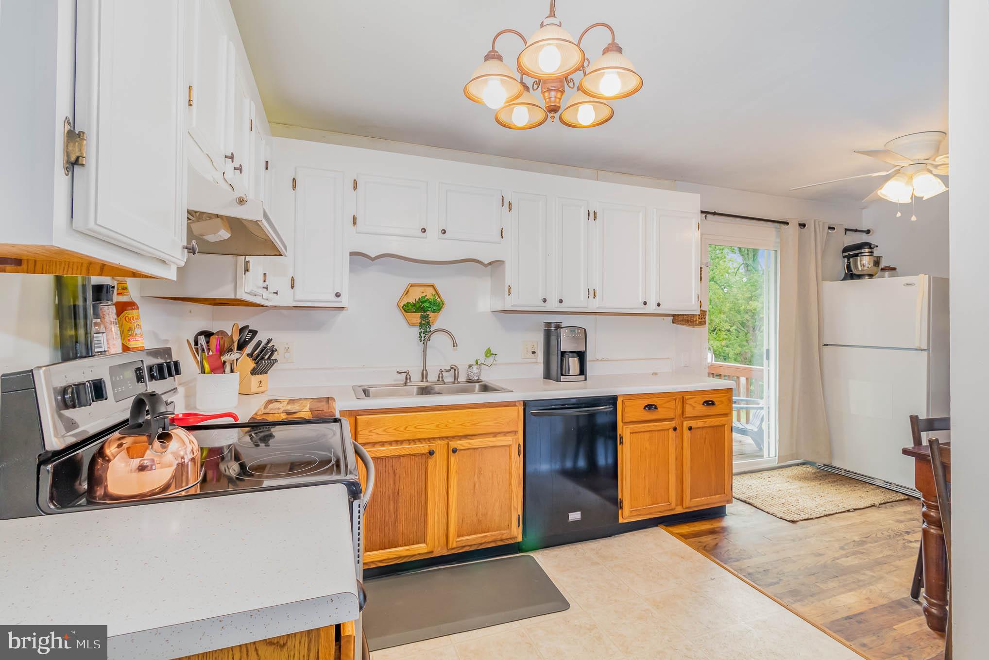 143 Spring Road Dillsburg, PA 17019 - Photo 8 of 25 Gallery Image 8
