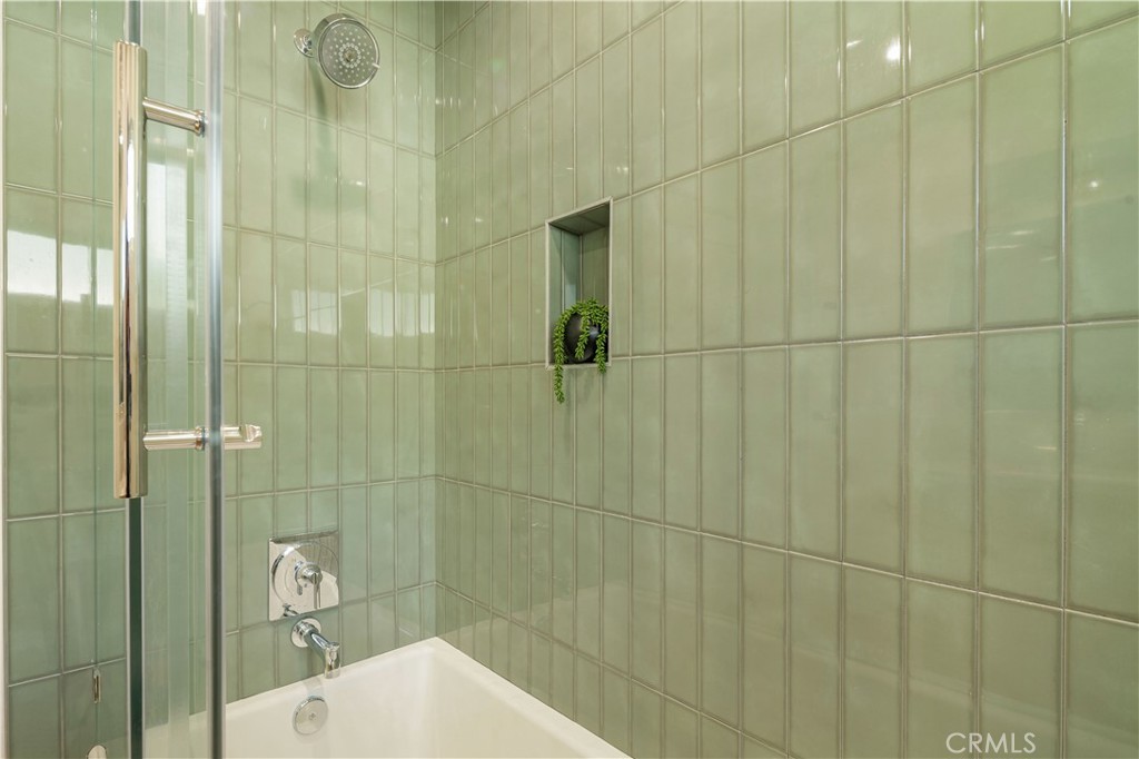 2039 Rutgers Avenue Long Beach, CA 90815 - Photo 15 of 27 Bathroom 1