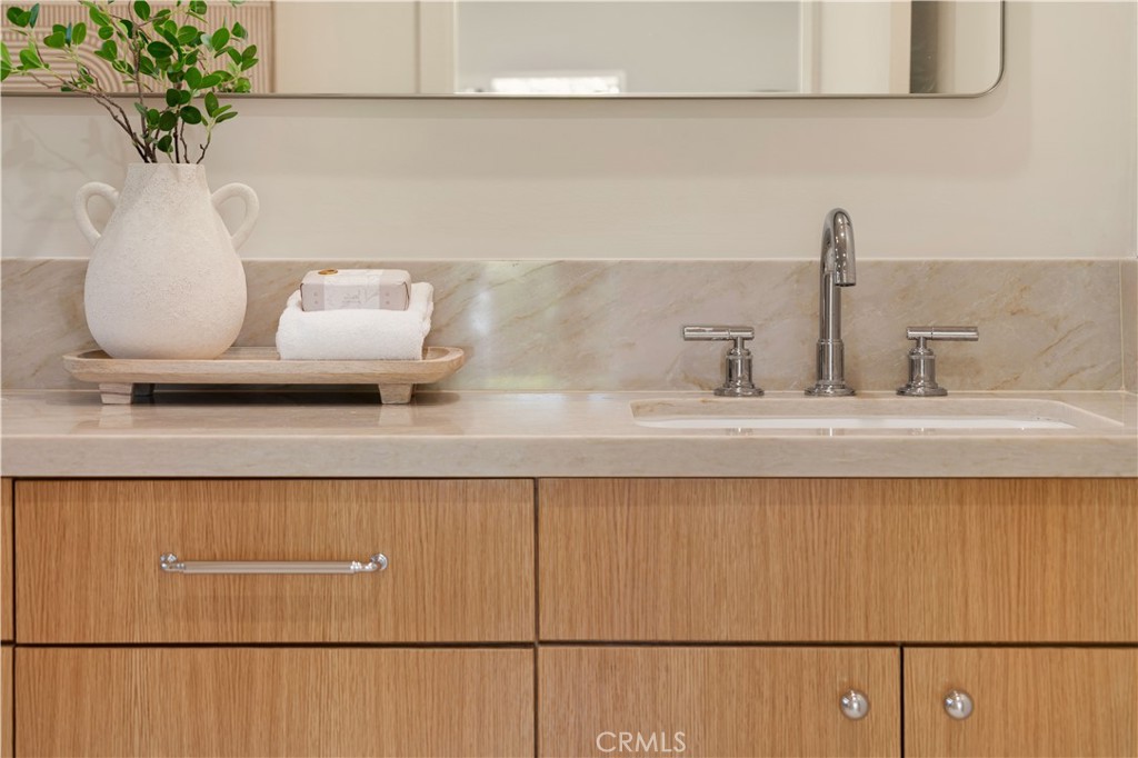 2039 Rutgers Avenue Long Beach, CA 90815 - Photo 23 of 27 Primary Bathroom