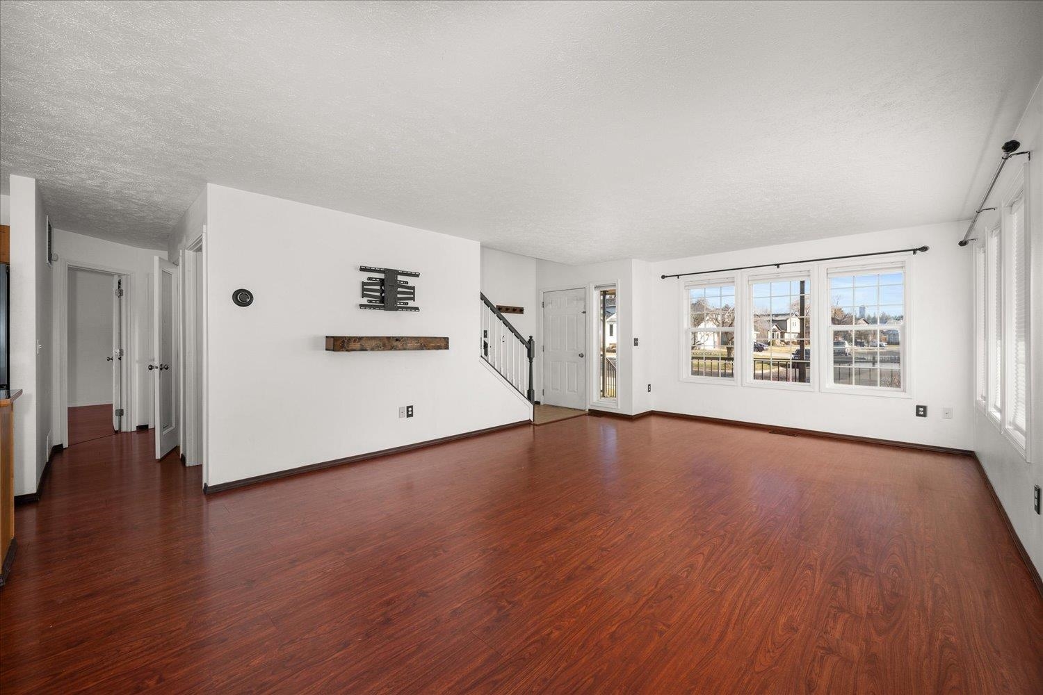 17707 North Colton Street Colbert, WA 99005 - Photo 4 of 39