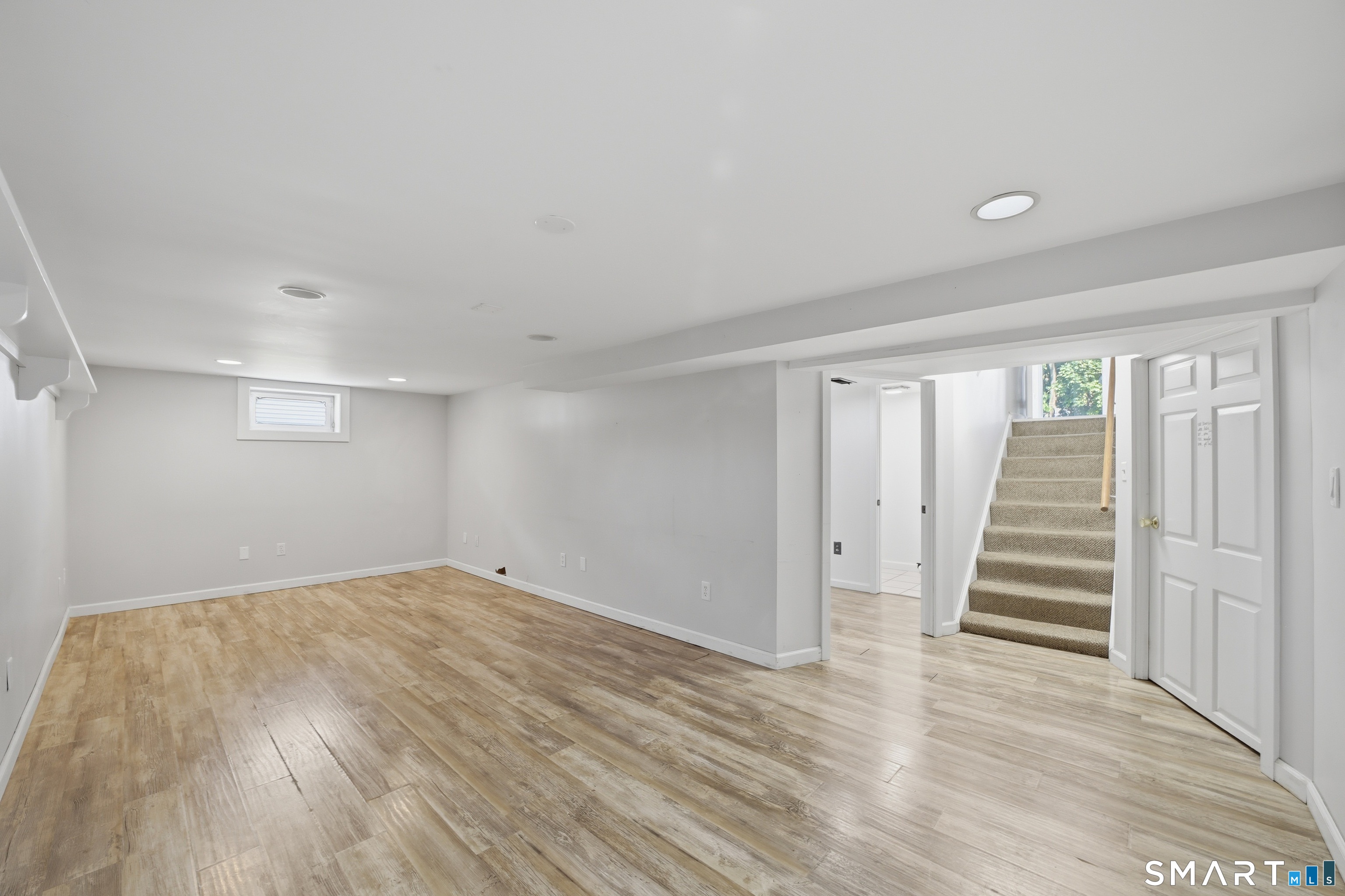 775 Stratford Road Stratford, CT 06615 - Photo 32 of 40
