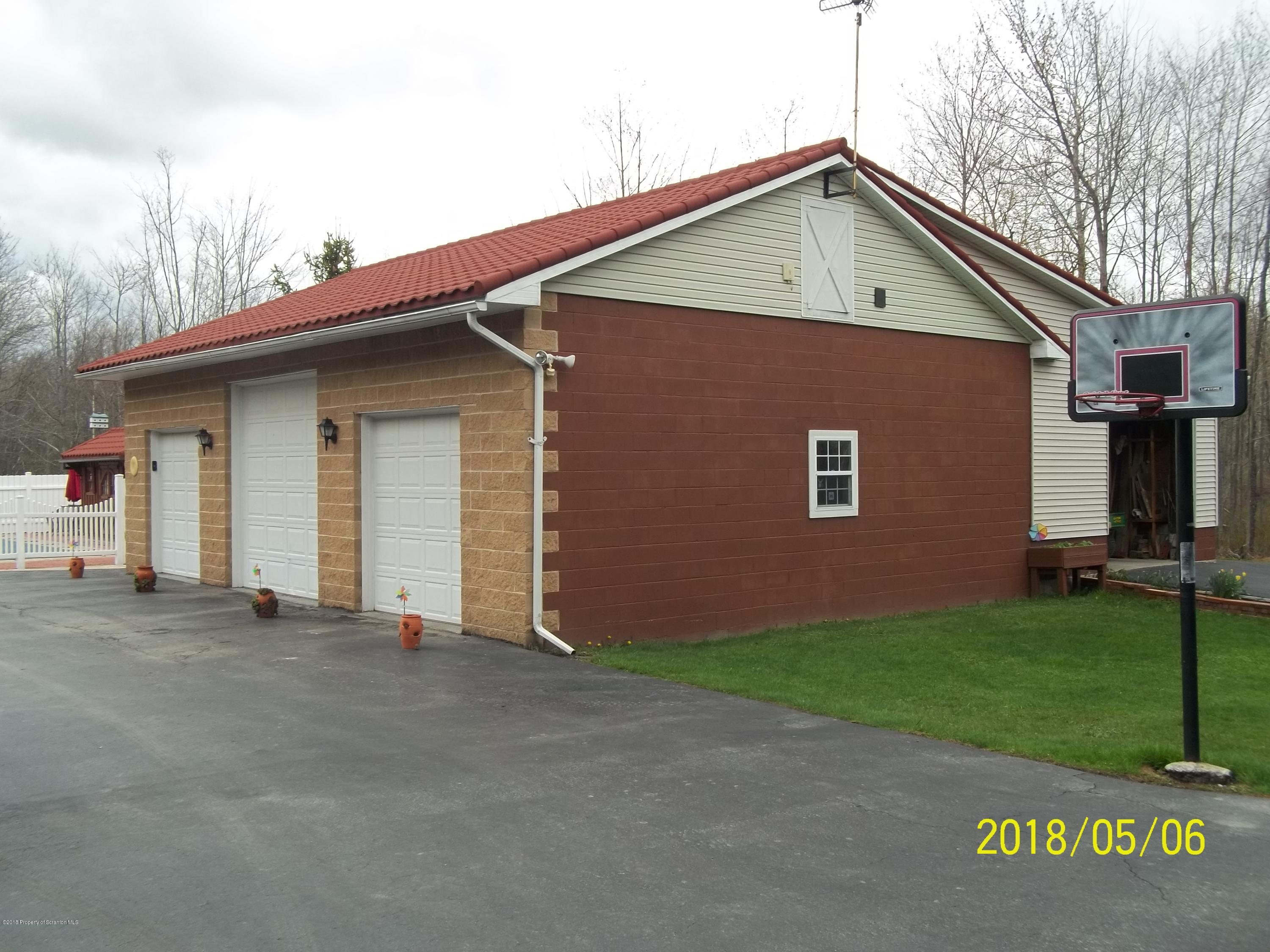 198 Cemetery Road Union Dale, PA 18470 - Photo 21 of 41 Gallery Image 21