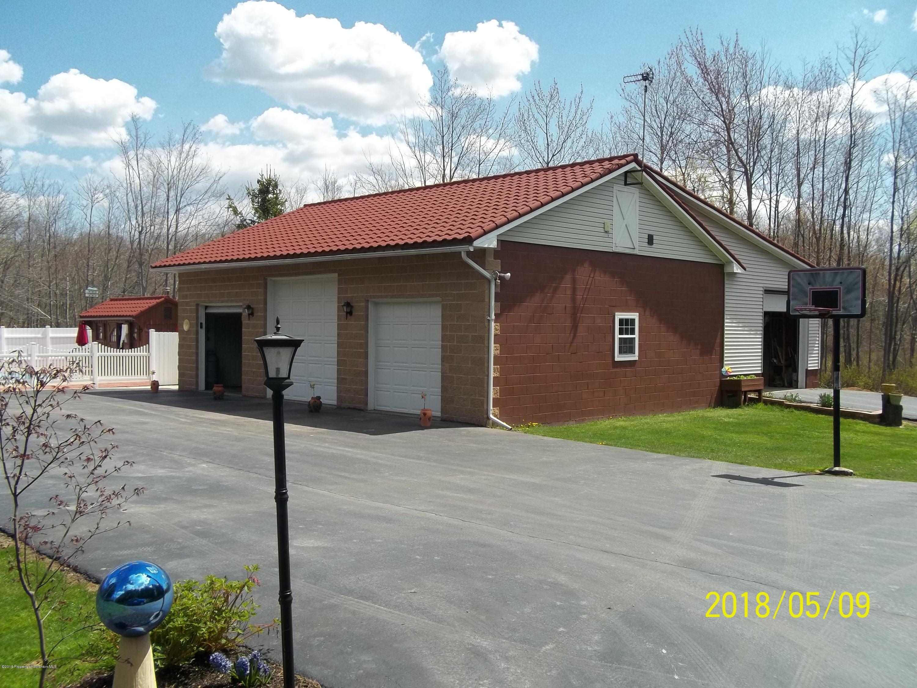 198 Cemetery Road Union Dale, PA 18470 - Photo 30 of 41 Gallery Image 30