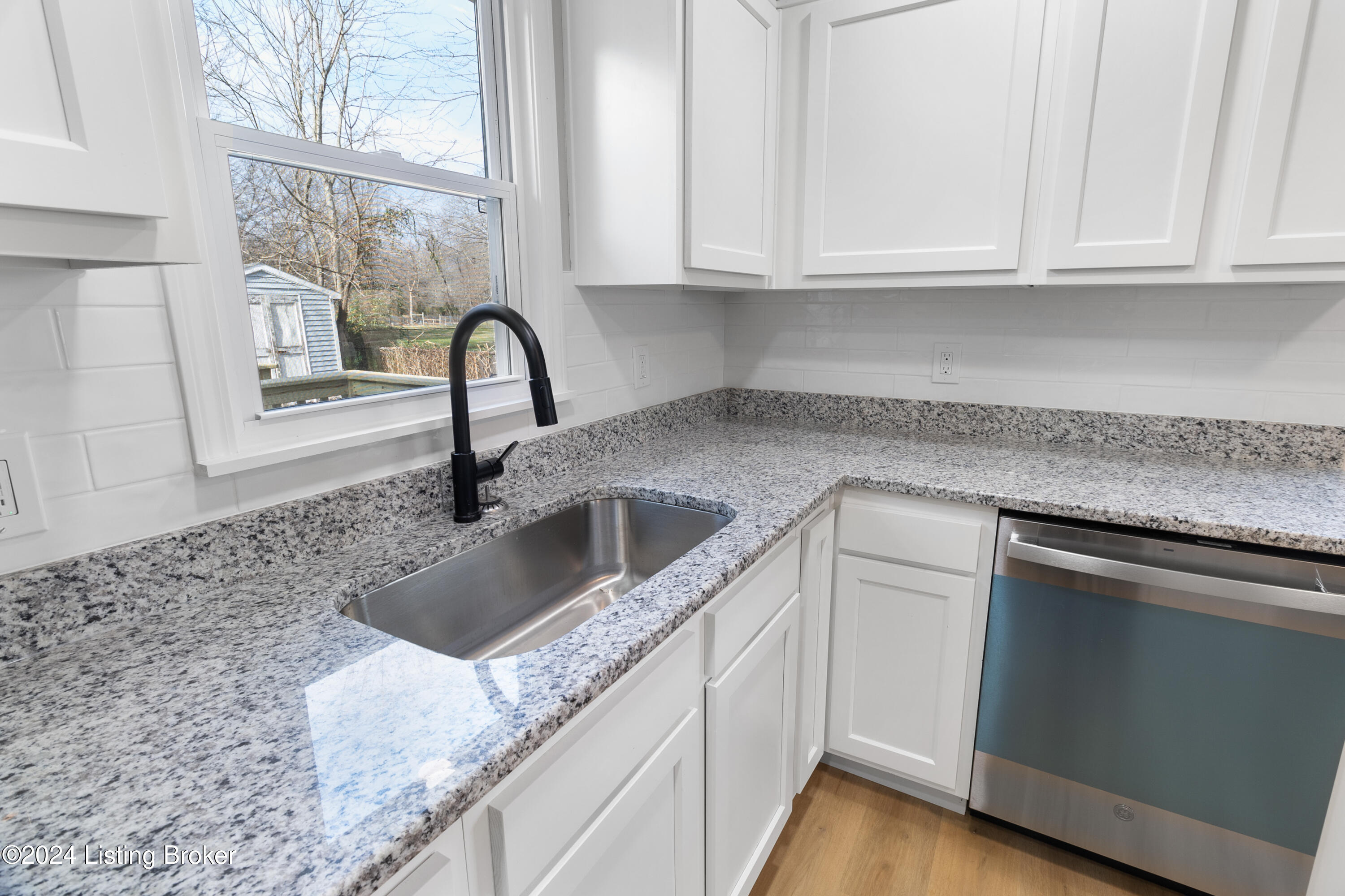 6678 Rutledge Road Louisville, KY 40258 - Photo 11 of 32 6678 Rutledge Rd - 13