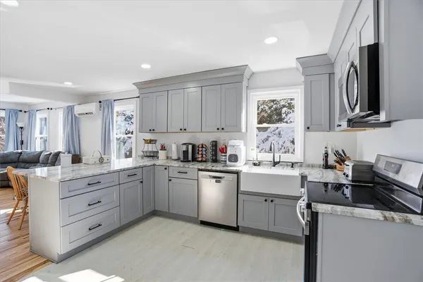 $440,000 | 91 Church Street, Westerly, RI 02808