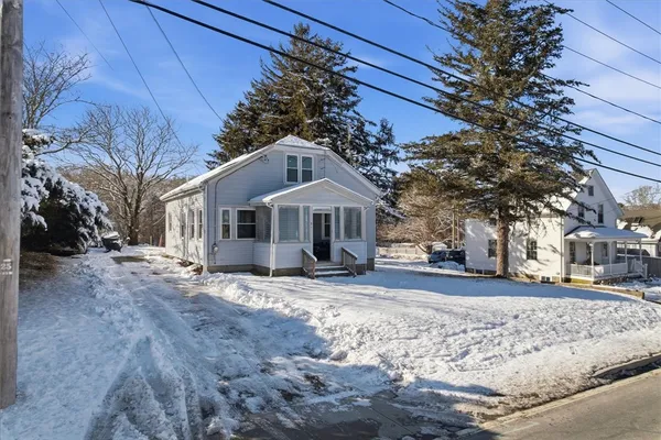 $440,000 | 91 Church Street, Westerly, RI 02808