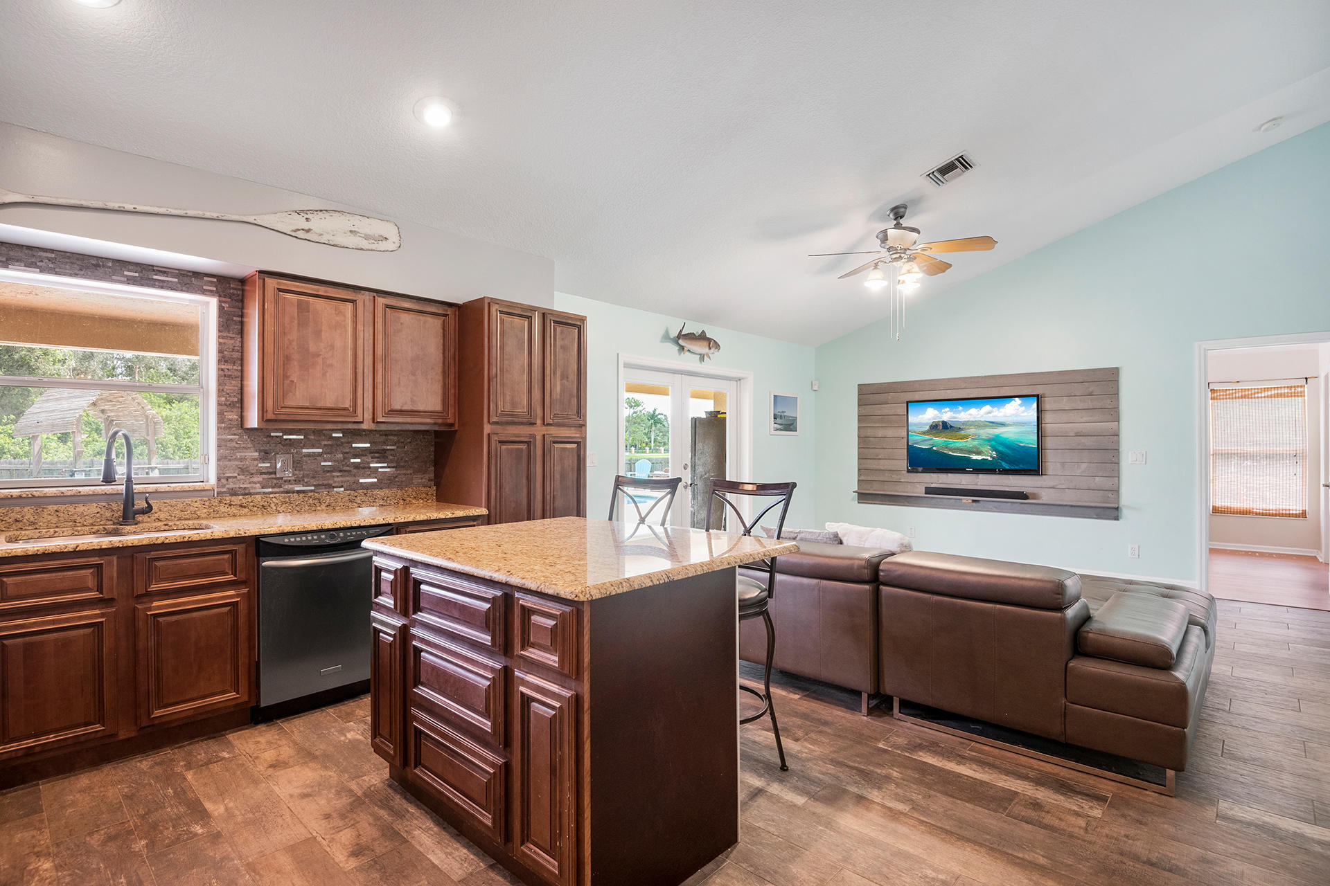 14899 86th Road North Loxahatchee, FL 33470 - Photo 14 of 34 Kitchen