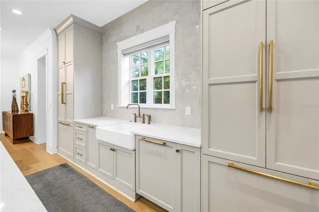 $2,250,000 | 135 19th Avenue Northeast, St. Petersburg, FL 33704