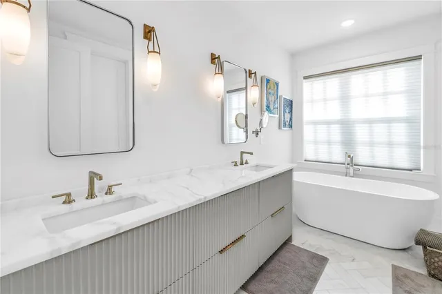 $2,250,000 | 135 19th Avenue Northeast, St. Petersburg, FL 33704