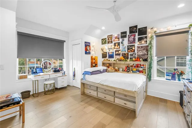 $2,250,000 | 135 19th Avenue Northeast, St. Petersburg, FL 33704