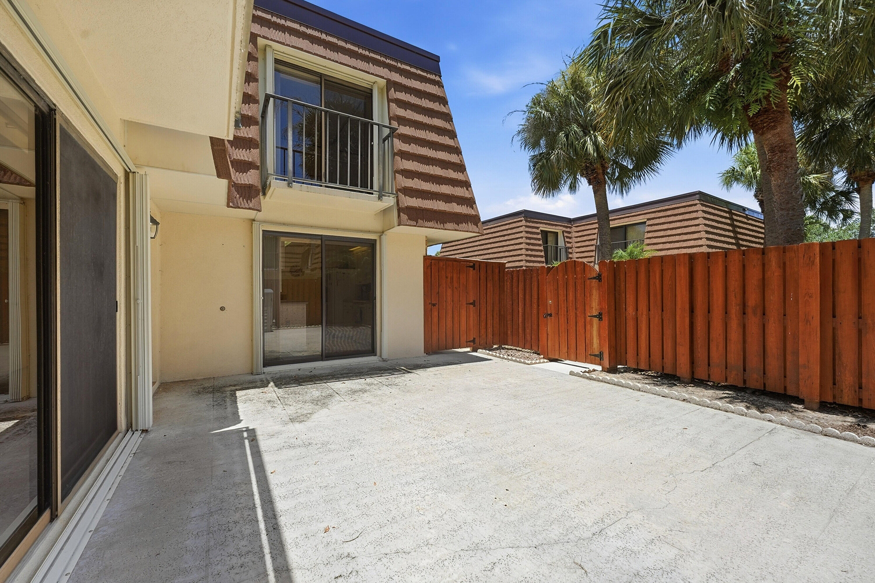 2716 27th Court Jupiter, FL 33477 - Photo 25 of 37 25_037_dsc06622