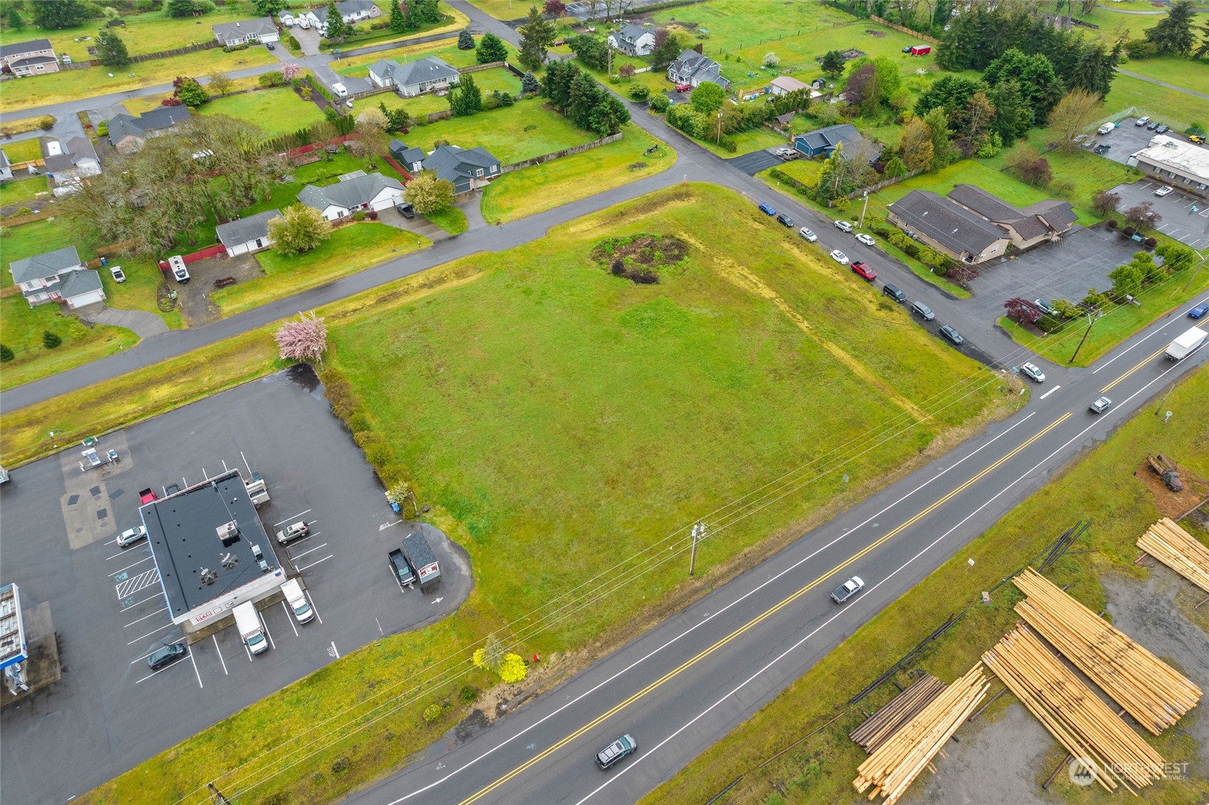 9538 184th Avenue Southwest Rochester, WA 98579 - Photo 3 of 10 Gallery Image 3