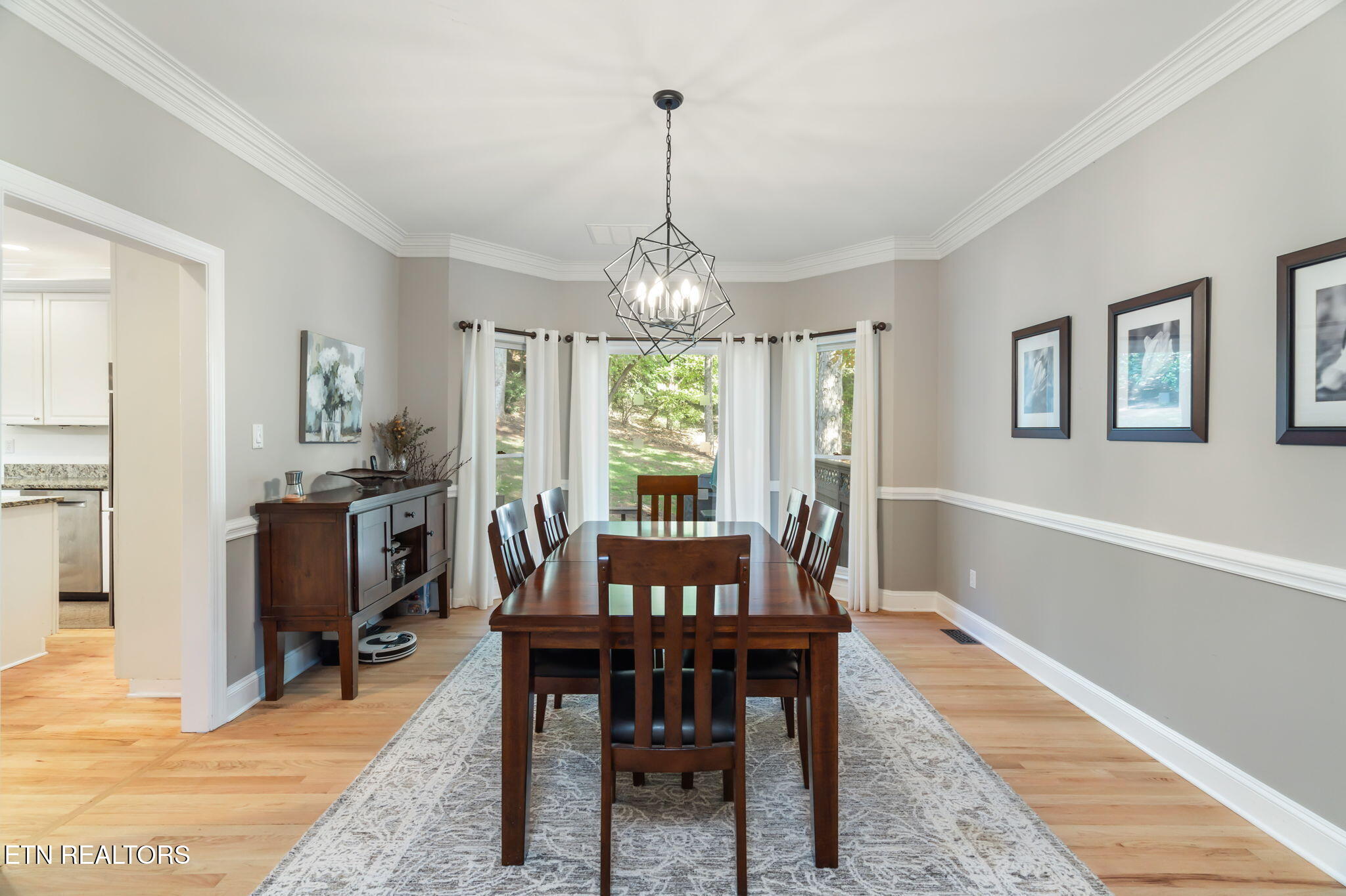 2016 Lyons Ridge Road Knoxville, TN 37919 - Photo 6 of 39 Dining Room
