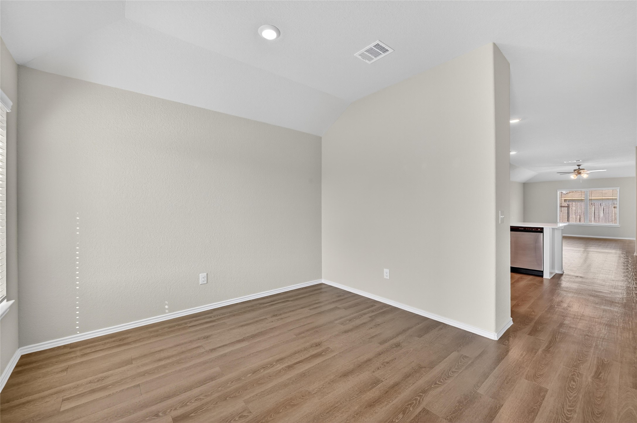 8114 Wollemi Pne Road Magnolia, TX 77354 - Photo 4 of 25