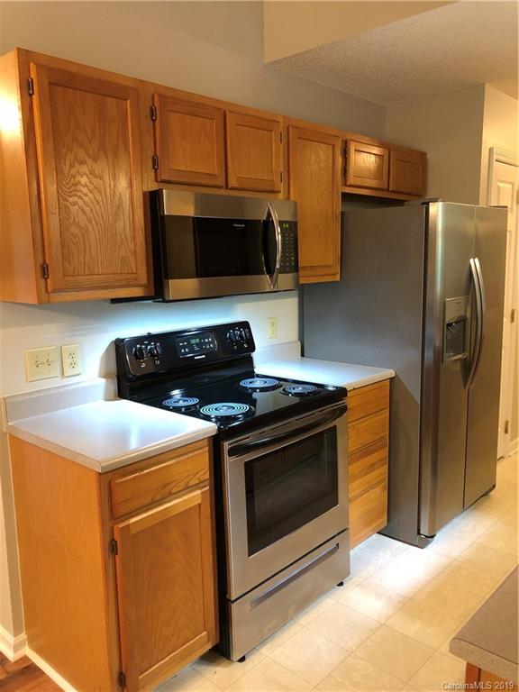 251 Valleyview Road Mooresville, NC 28117 - Photo 3 of 13