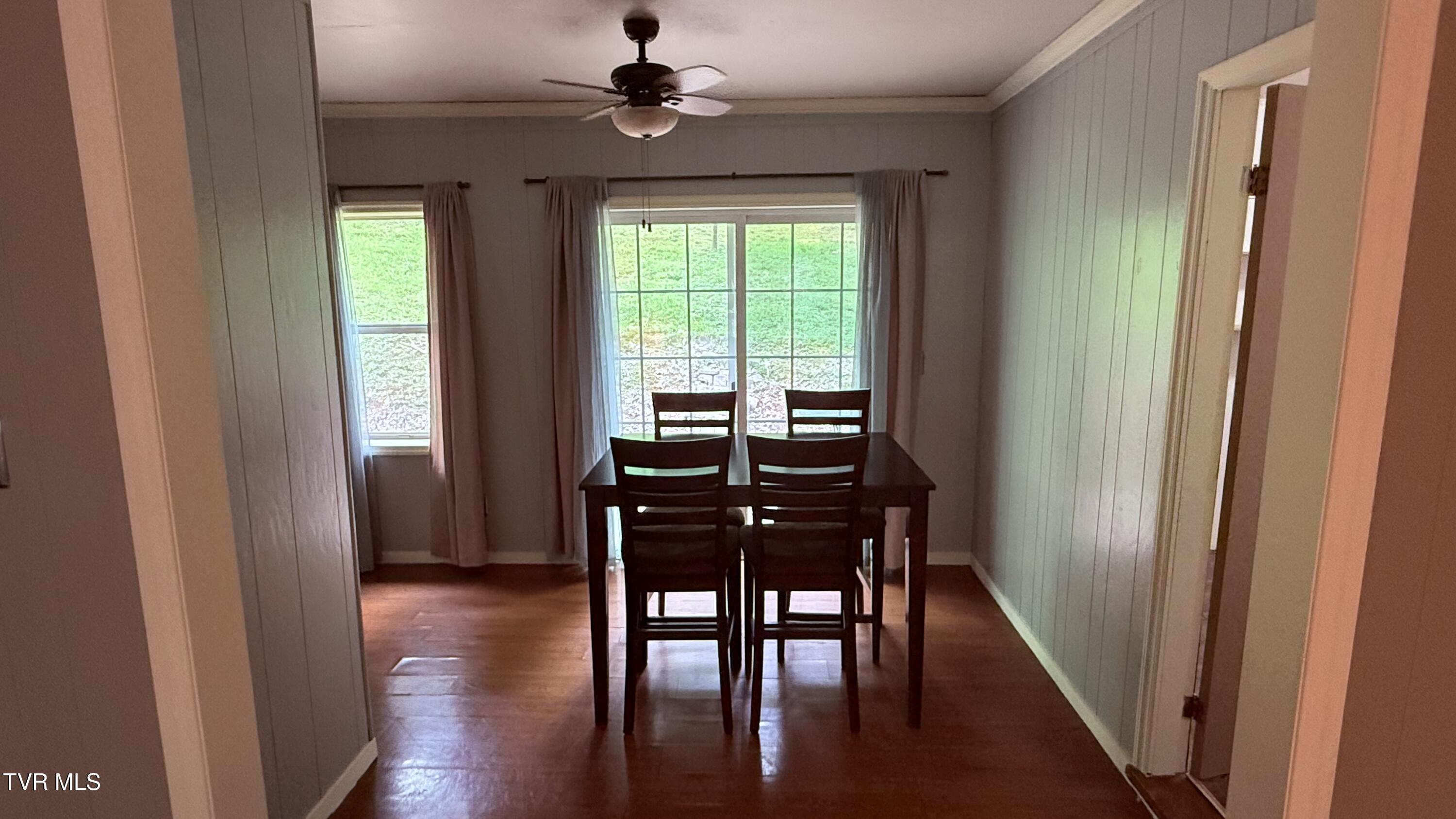 292 Cold Springs Road Blountville, TN 37617 - Photo 5 of 22 IMG_1639