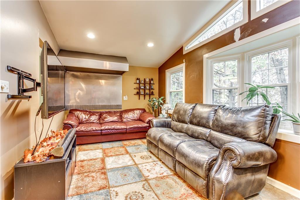 128 Ridgeview Drive Monroeville, PA 15146 - Photo 14 of 25 Gallery Image 14