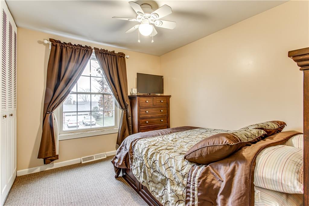128 Ridgeview Drive Monroeville, PA 15146 - Photo 22 of 25 Gallery Image 22
