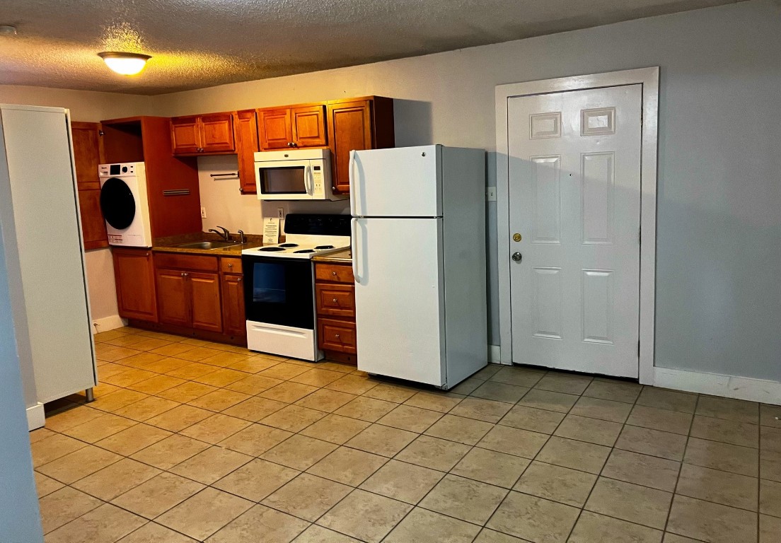 1900 Alguno Road, Unit B Austin, TX 78757 - Photo 1 of 3