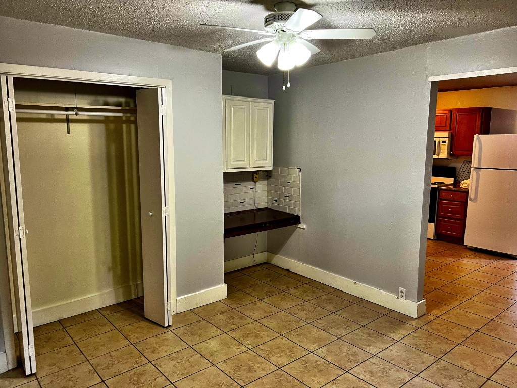 1900 Alguno Road, Unit B Austin, TX 78757 - Photo 3 of 3